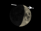 De Maan bedekt χ Tauri