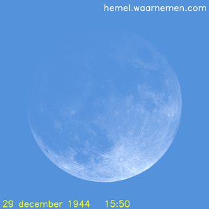 De Maan tijdens het maximum van de eclips