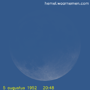 De Maan tijdens het maximum van de eclips