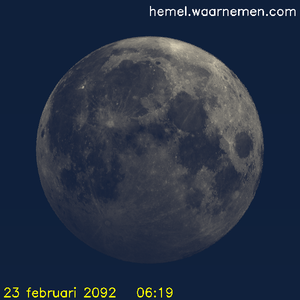 De Maan tijdens het maximum van de eclips